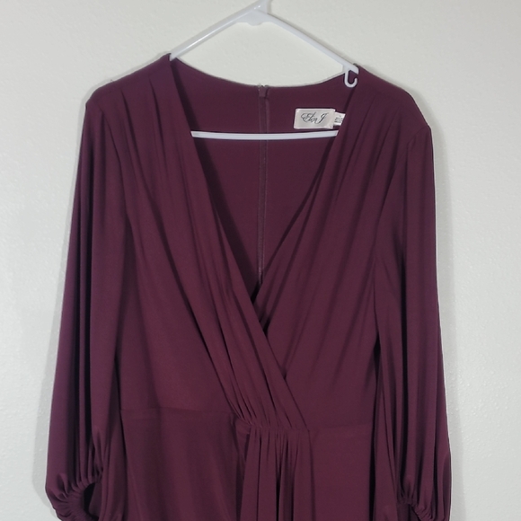 Eliza J Long Sleeve Wrap Dress Size 10 Wine Knee V Neck Stretch Drapey Ruched - Picture 3 of 14